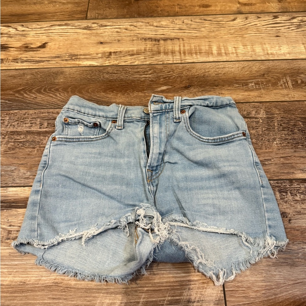 Levi's High Rise Short Size 27